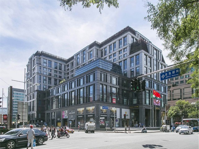 上海新能源光伏托盤打釘機(jī)