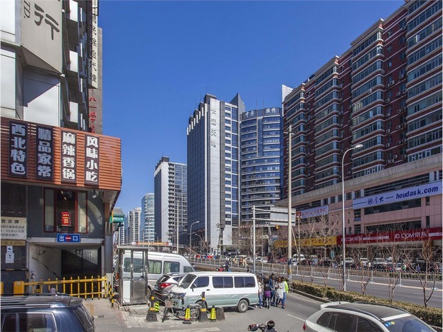 上海新能源光伏托盤打釘機